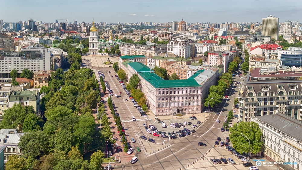  с квадрокоптера (дрона)